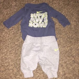 0/3 month Nike baby boy outfit